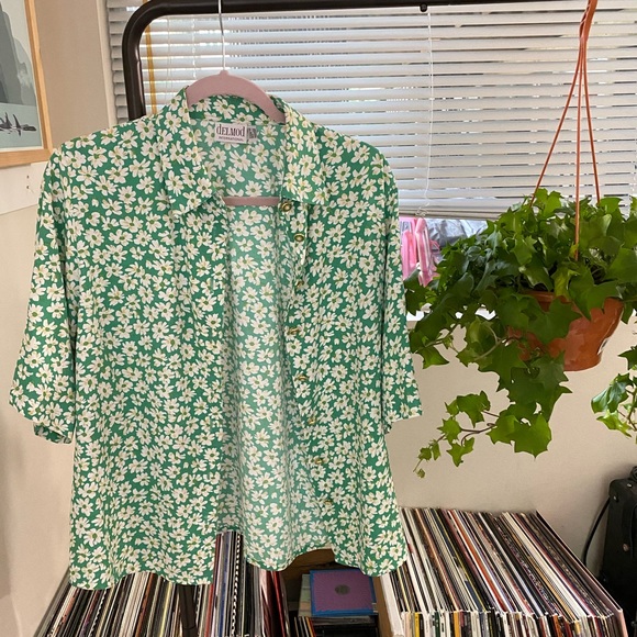 Green Floral 2 Piece - Picture 2 of 5